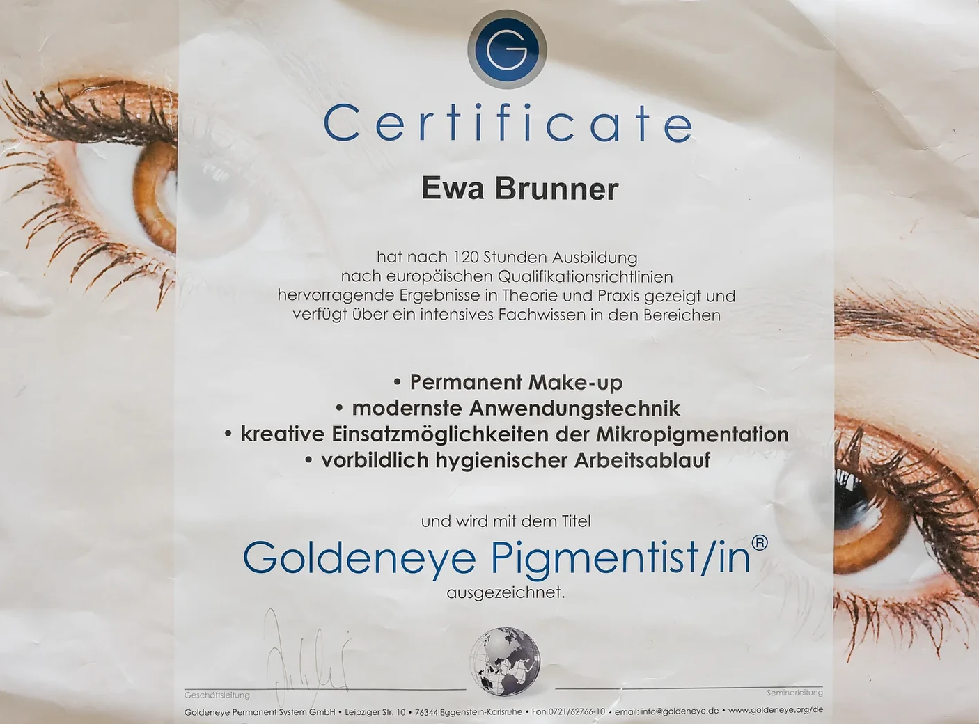 Das Goldeneye-Zertifikat für Permanent Make-up und Mikropigmentation.